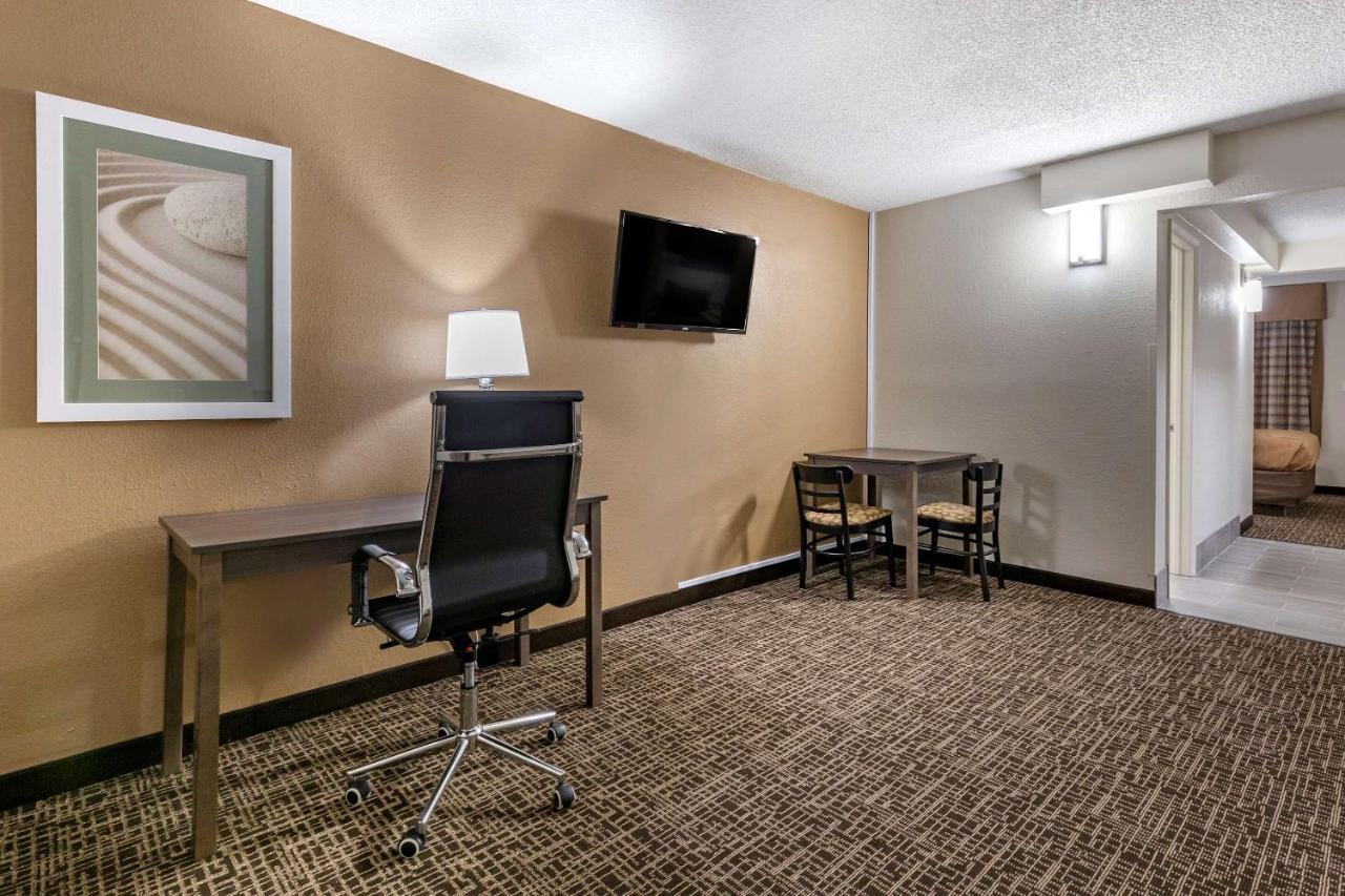 Hotel Quality & Spring - Fayetteville Near Bragg